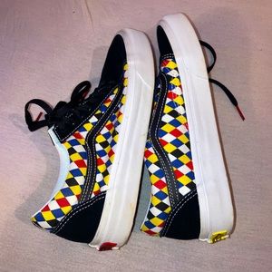 Vans Old Skool Shoes Limited Edition Size 8 Women